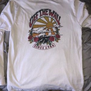 Vans long sleeved tee!!